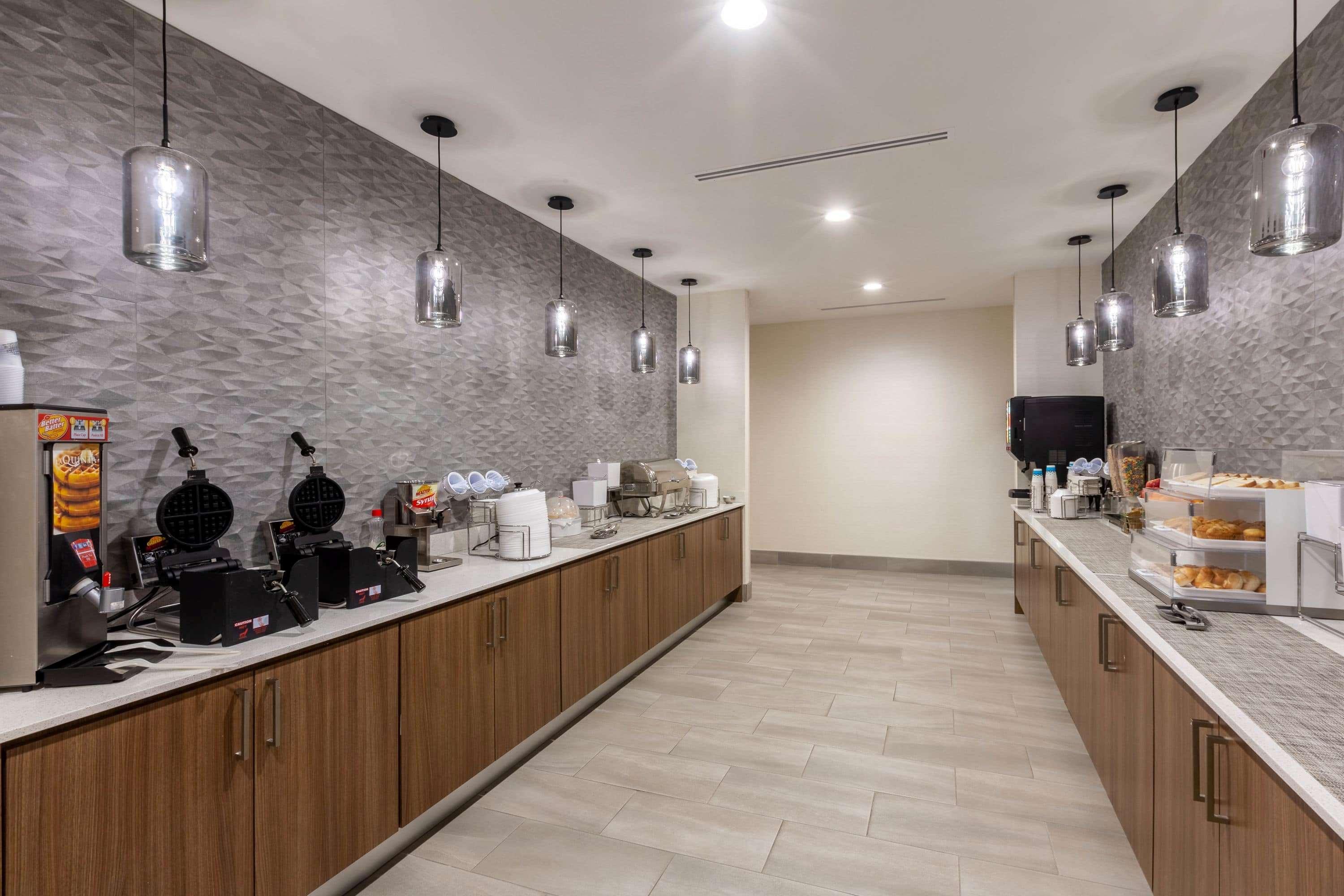 La Quinta Inn & Suites By Wyndham Lafayette Oil Center Εξωτερικό φωτογραφία
